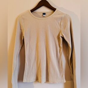 Old Navy Women's Long-Sleeve T-Shirt in Taupe Size Medium